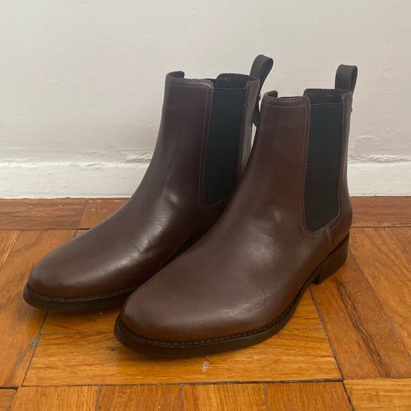 Never Worn Coach Maeve Brown Leather Chelsea Boot - Picture 1 of 8